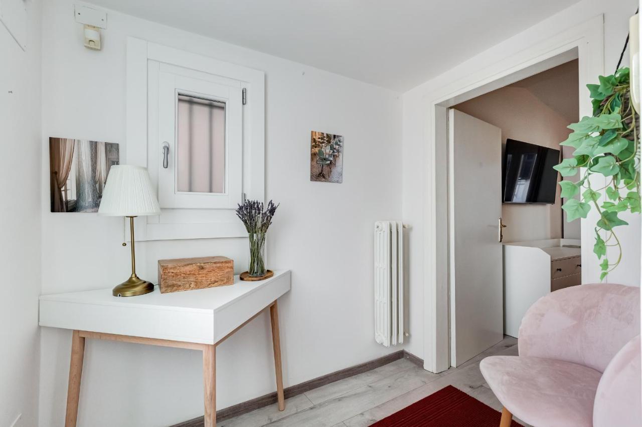 Jmartins Colosseo Suites Roma Ngoại thất bức ảnh